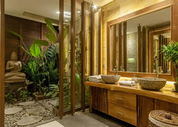 A Luxurious Boutique In Seminyak's Heart Seminyak